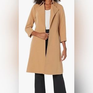 Anne Klein wide collar kissing coat new never worn- no tags women’s size 4